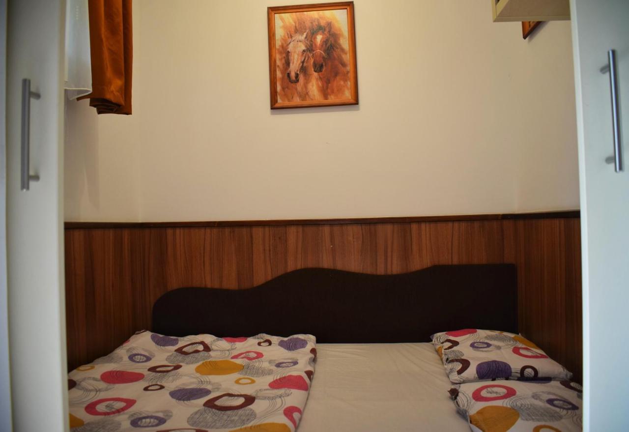 Helikon 32 Apartman Keszthely Extérieur photo