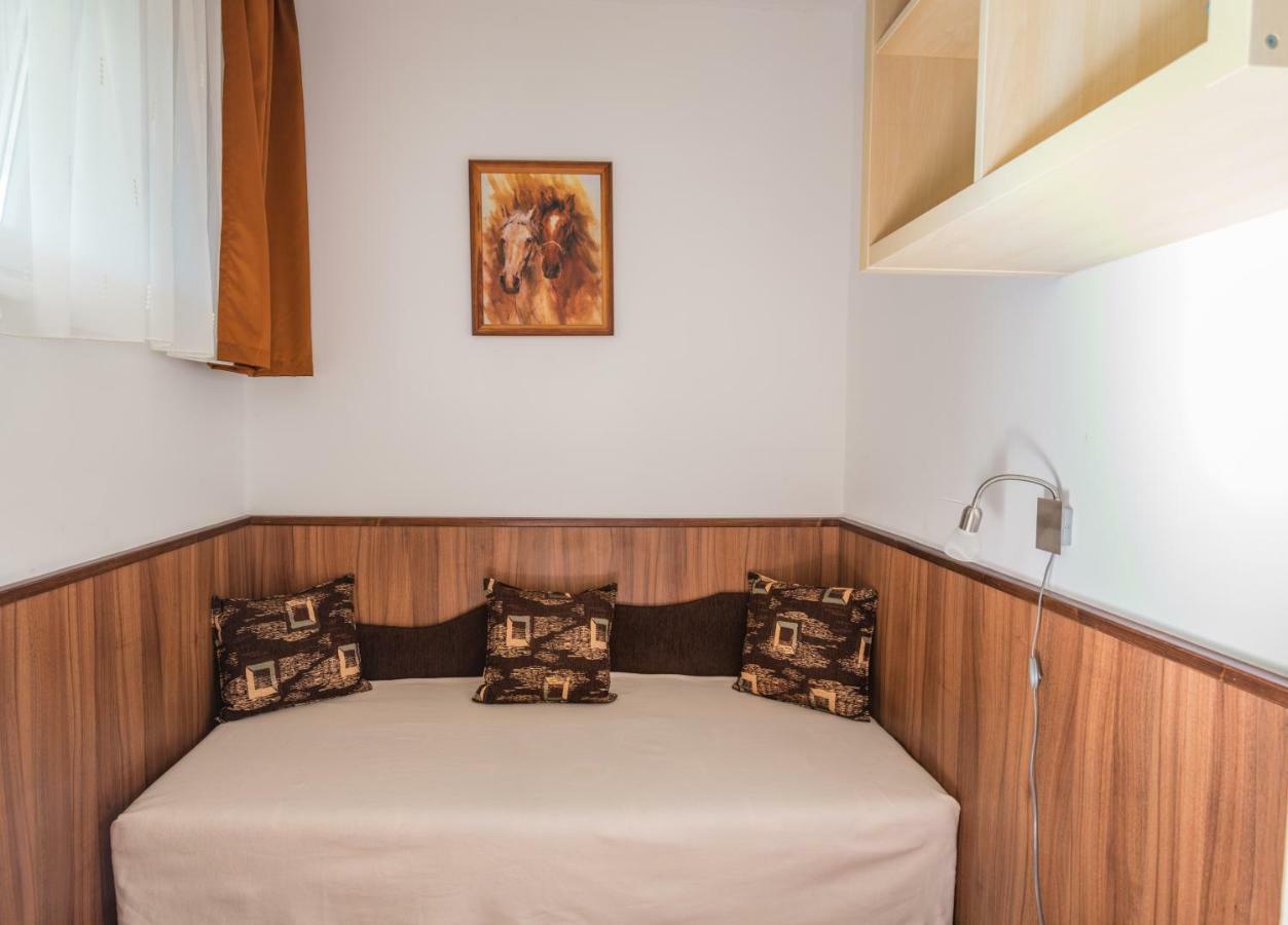 Helikon 32 Apartman Keszthely Extérieur photo