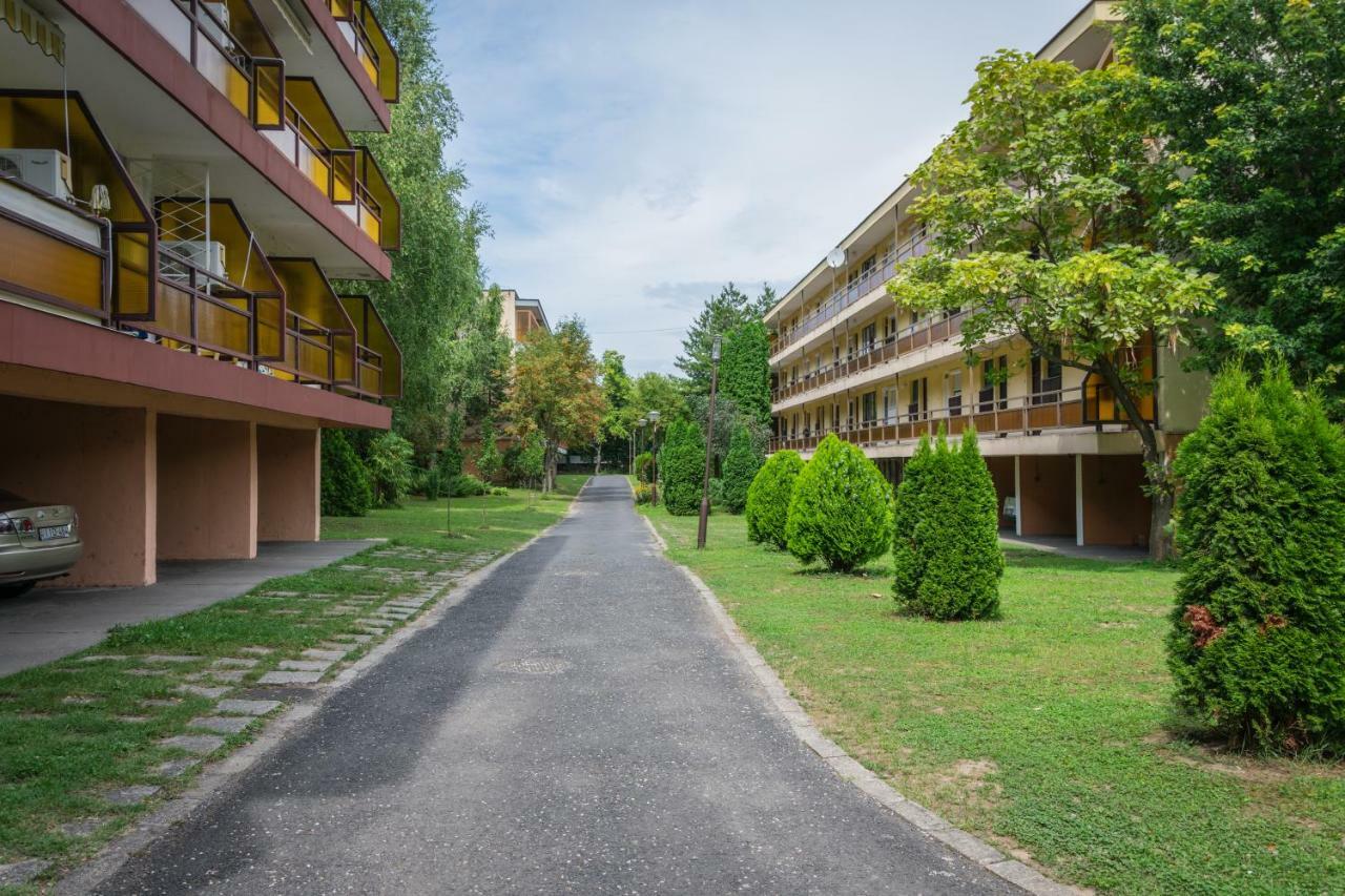 Helikon 32 Apartman Keszthely Extérieur photo